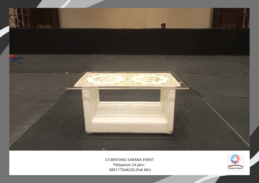 Rental Meja Kaca Berkualitas Siap Pakai Area Cikarang