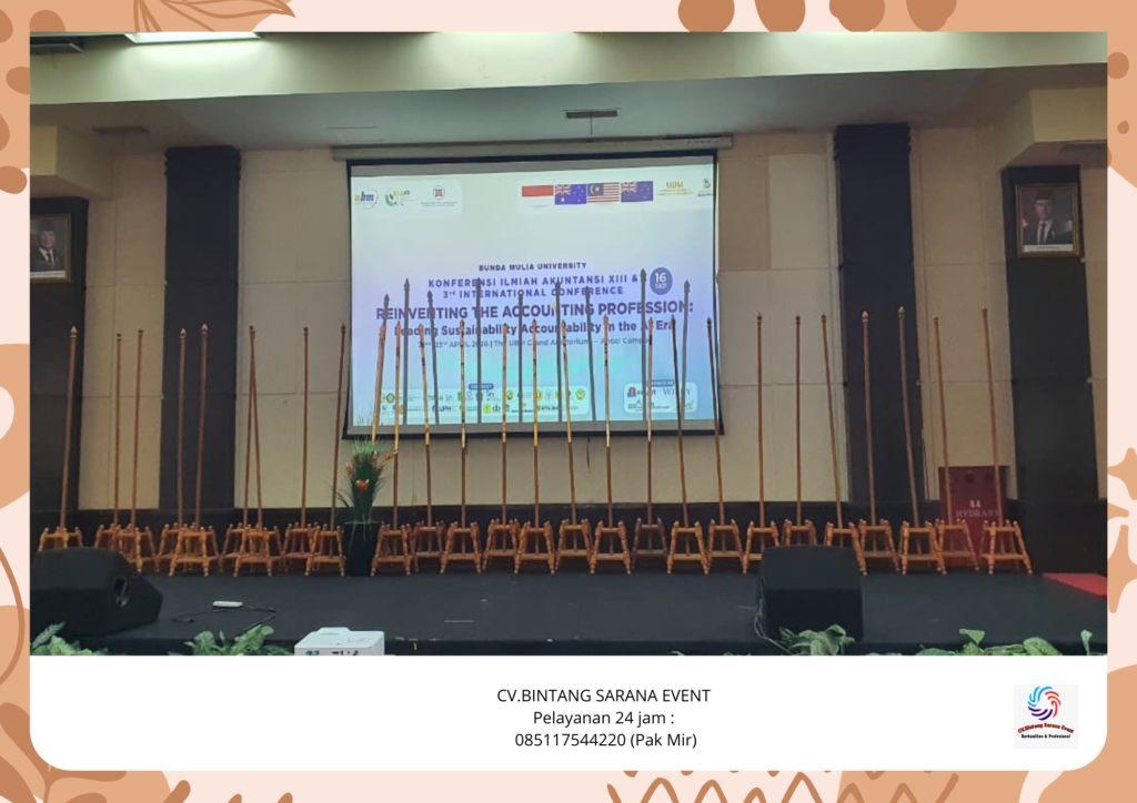 Sewa Tiang Bendera Stainles Dan Tiang Bendera VIP Kayu Jakarta